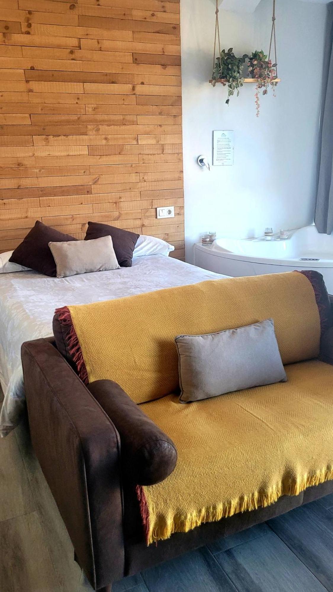 Casas Rurales Maribel - Complejo Moradas Del Cerro 1 - Suites Con Jacuzzi En Alcala Del Jucar Casas del Cerro Δωμάτιο φωτογραφία